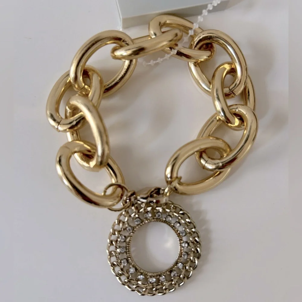 🩵3 for $15
💛Fashion Bracelet💛 - Picture 1 of 2